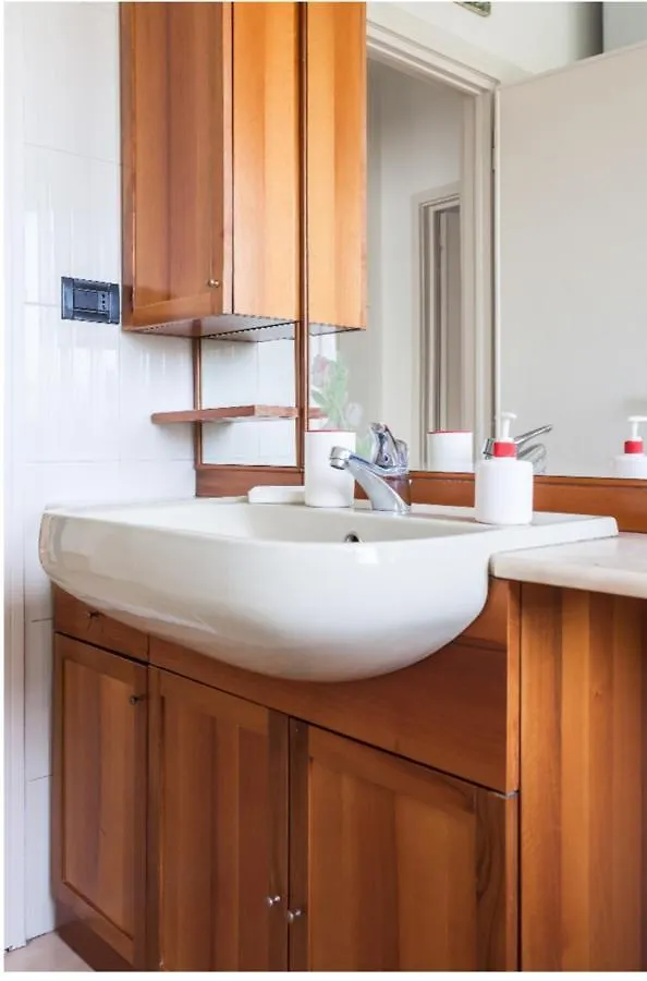 Apartamento Ampio Appartamento Luminoso Quinto Piano Ascensore Bolonia Italia